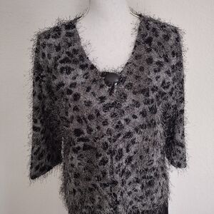 NEW , WITHOUT TAG - NUE OPTIONS - WOMEN'S  TOP.SIZE : L
